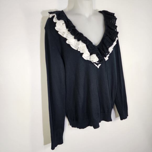Chaps Women's Sweater Black Long Sleeve Ruffle Tiered V Neckline Knit Medium NWT - Picture 4 of 9